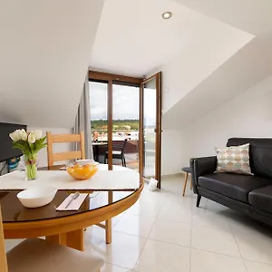 Apartment Kvarner, Malinska